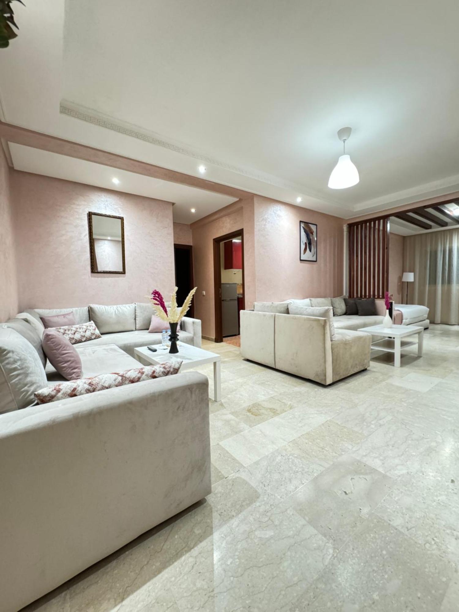 Suitouiss - Agdal 2 - Appartement A 2 Minutes De La Gare De Train Tgv Rabat Exteriér fotografie
